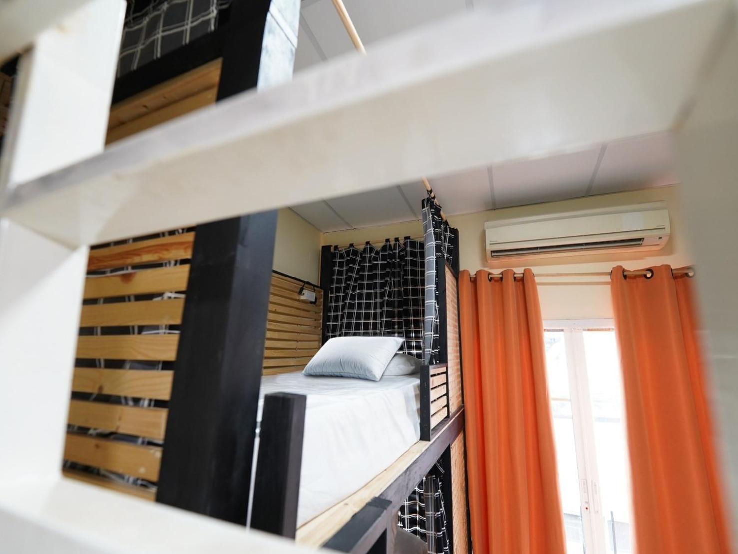 Ez Sleep @ Ratchada 19 Hostel Bangkok Exterior foto