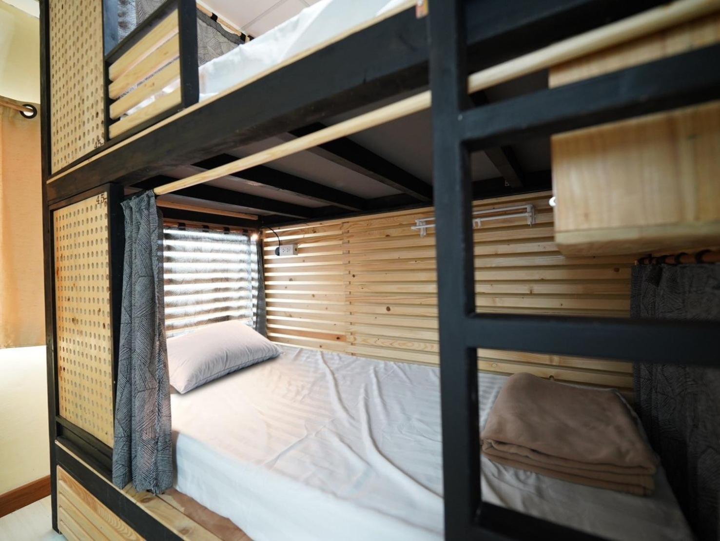 Ez Sleep @ Ratchada 19 Hostel Bangkok Exterior foto