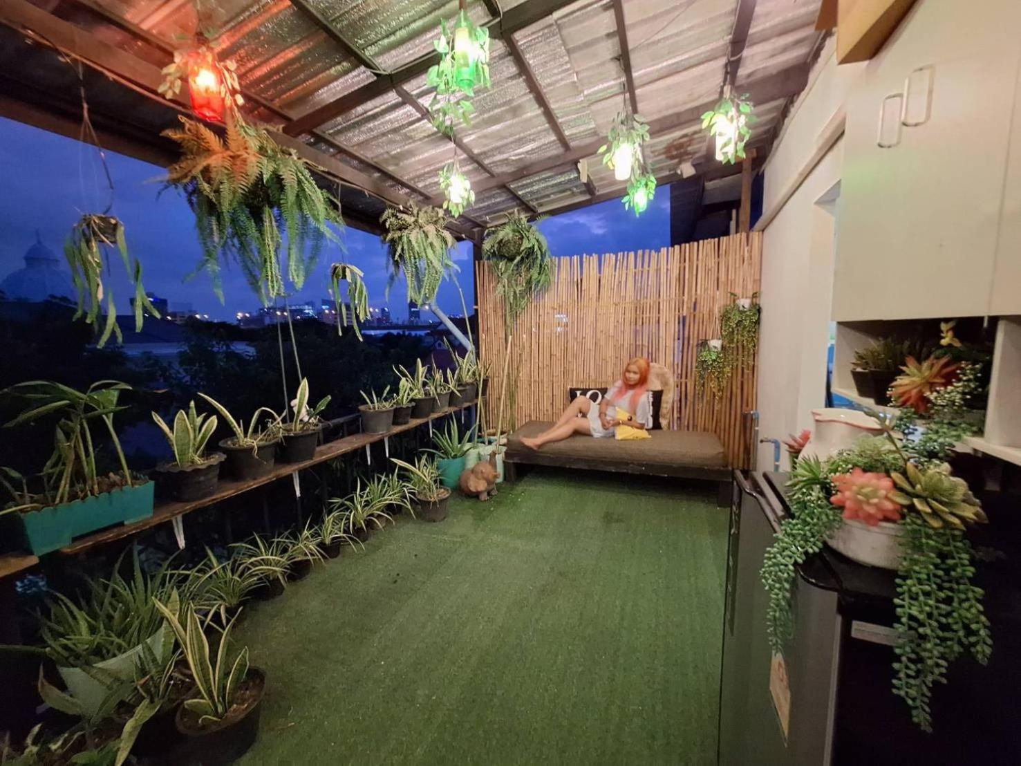 Ez Sleep @ Ratchada 19 Hostel Bangkok Exterior foto